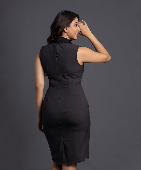 Lapel With Black Contrast Grey Dress